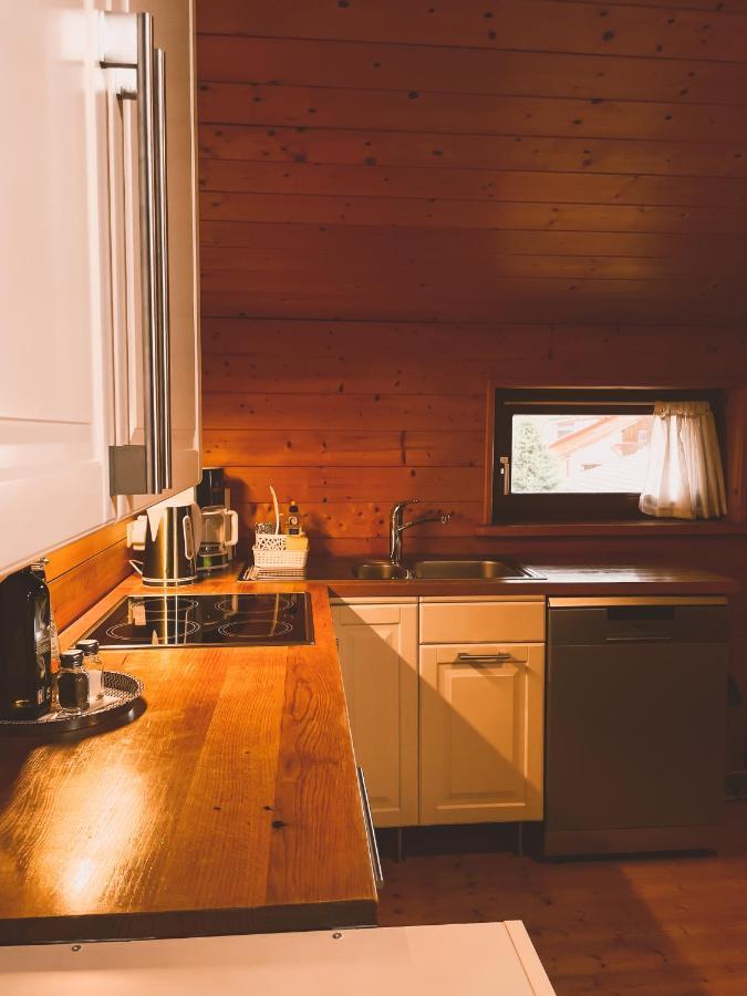 Naturnahes Familienchalet Mit Garten - Wifi - Netflix - Nur 15 Minuten Vom Chiemsee Und 35 Minuten Von Muenchen Entfernt Vogtareuth Exteriör bild