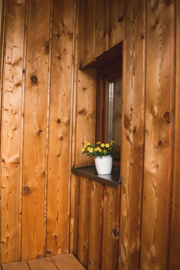 Naturnahes Familienchalet Mit Garten - Wifi - Netflix - Nur 15 Minuten Vom Chiemsee Und 35 Minuten Von Muenchen Entfernt Vogtareuth Exteriör bild