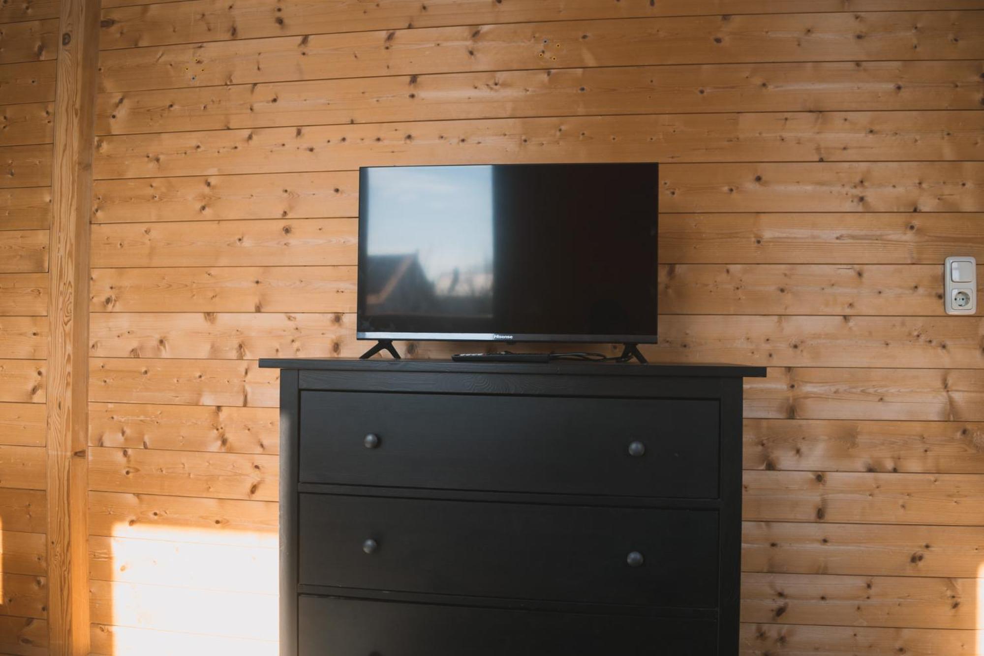 Naturnahes Familienchalet Mit Garten - Wifi - Netflix - Nur 15 Minuten Vom Chiemsee Und 35 Minuten Von Muenchen Entfernt Vogtareuth Exteriör bild