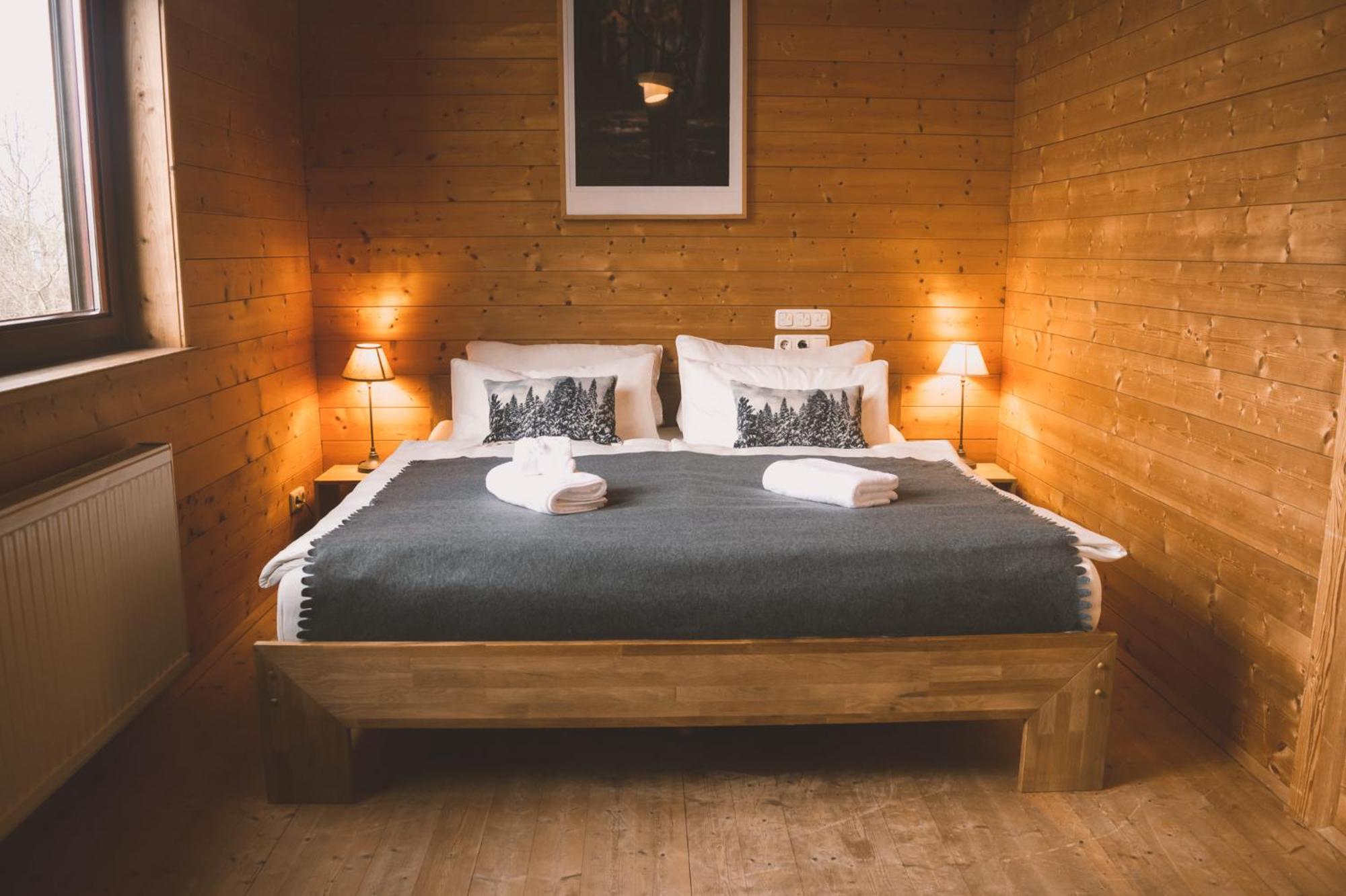 Naturnahes Familienchalet Mit Garten - Wifi - Netflix - Nur 15 Minuten Vom Chiemsee Und 35 Minuten Von Muenchen Entfernt Vogtareuth Exteriör bild